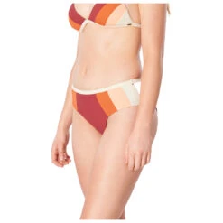 Rip Curl Women's Golden Days Block Hi Cheeky - Bikini-Bottom -Wassersportgeschäft rip curl womens golden days block hi cheeky bikini bottom detail 4