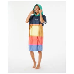 Rip Curl Women's Surf Revival Hooded Towel - Surf Poncho -Wassersportgeschäft rip curl womens surf revival hooded towel surf poncho detail 5